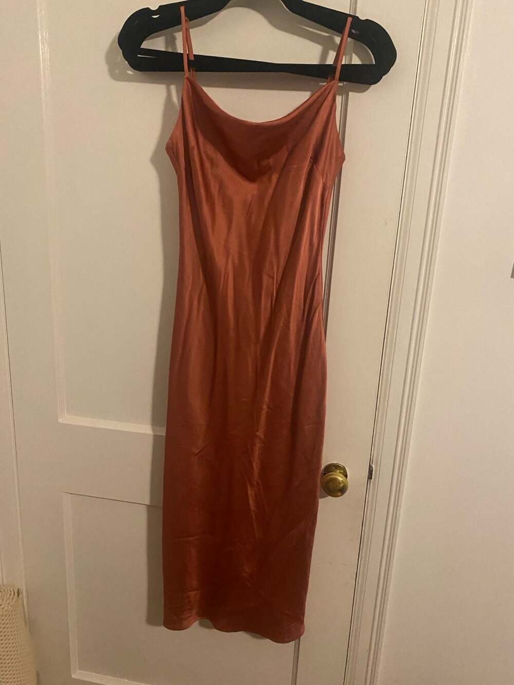 El Orange Satin Midi Dress – FINESSE